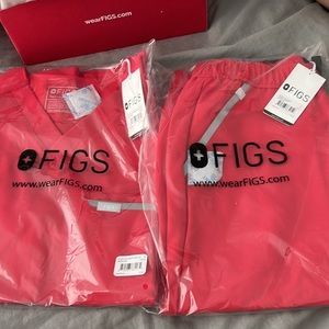 FIGS Men’s Red Leon classic top and Tansen jogger set. “HIGH VIS”